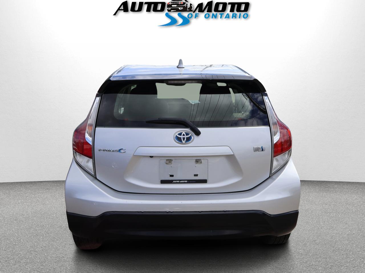 2017 Toyota Prius c HYBRID CERTIFIED CAMERA BLUETOOTH CRUISE ALLOYS Photo