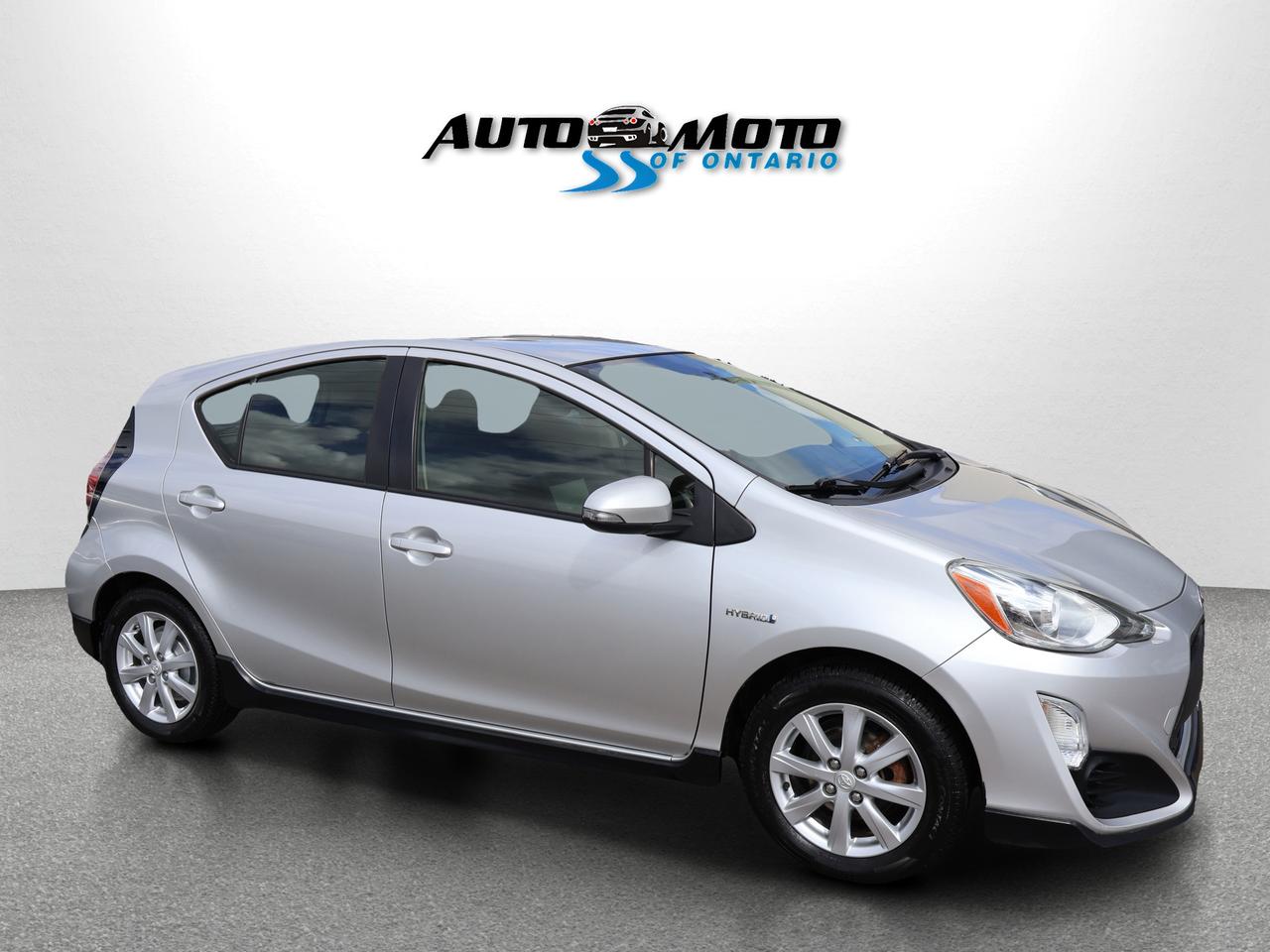 2017 Toyota Prius c HYBRID CERTIFIED CAMERA BLUETOOTH CRUISE ALLOYS Photo