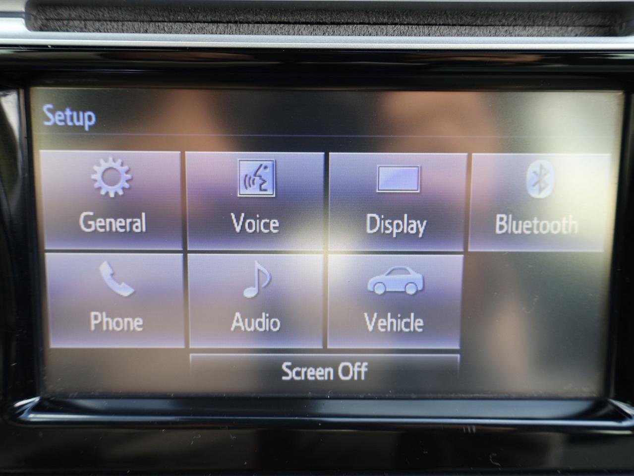 2017 Toyota Prius c HYBRID CERTIFIED CAMERA BLUETOOTH CRUISE ALLOYS Photo