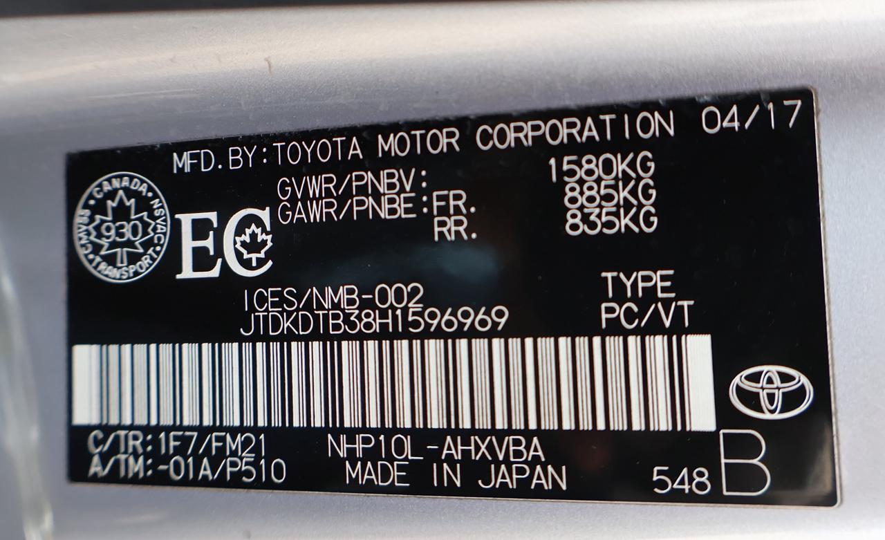 2017 Toyota Prius c HYBRID CERTIFIED CAMERA BLUETOOTH CRUISE ALLOYS Photo