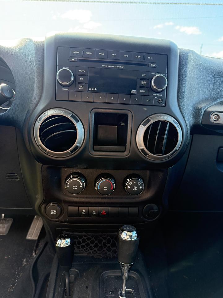 2016 Jeep Wrangler SPORT Photo
