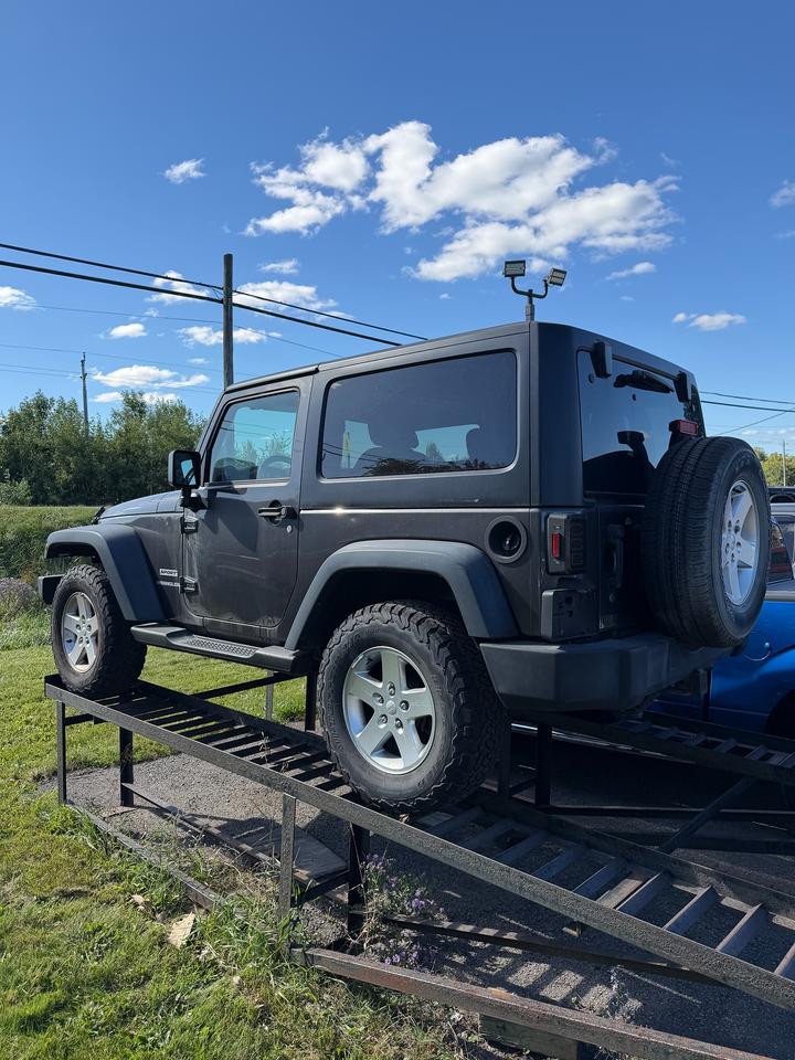2016 Jeep Wrangler SPORT Photo1