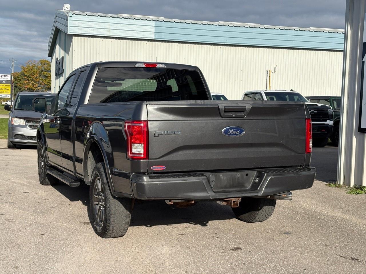 2017 Ford F-150 XLT 4WD SuperCab 6.5' Box Photo