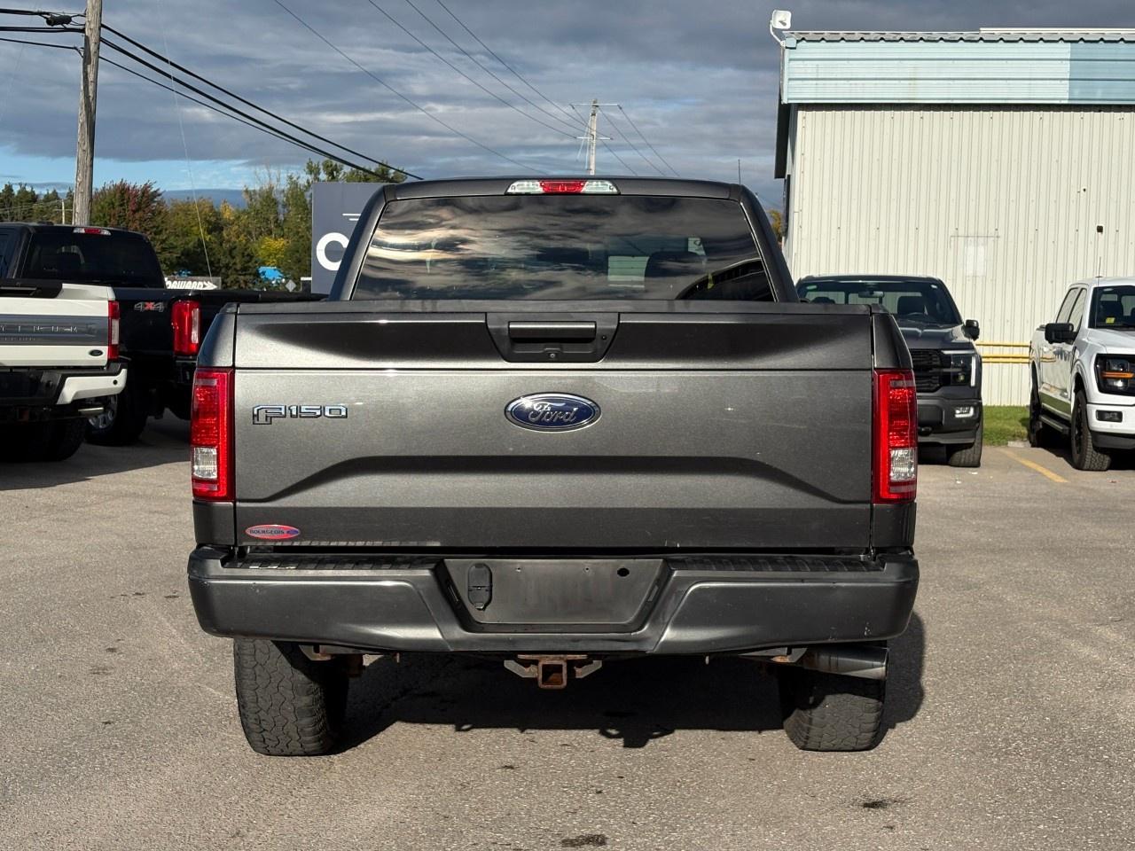 2017 Ford F-150 XLT 4WD SuperCab 6.5' Box Photo