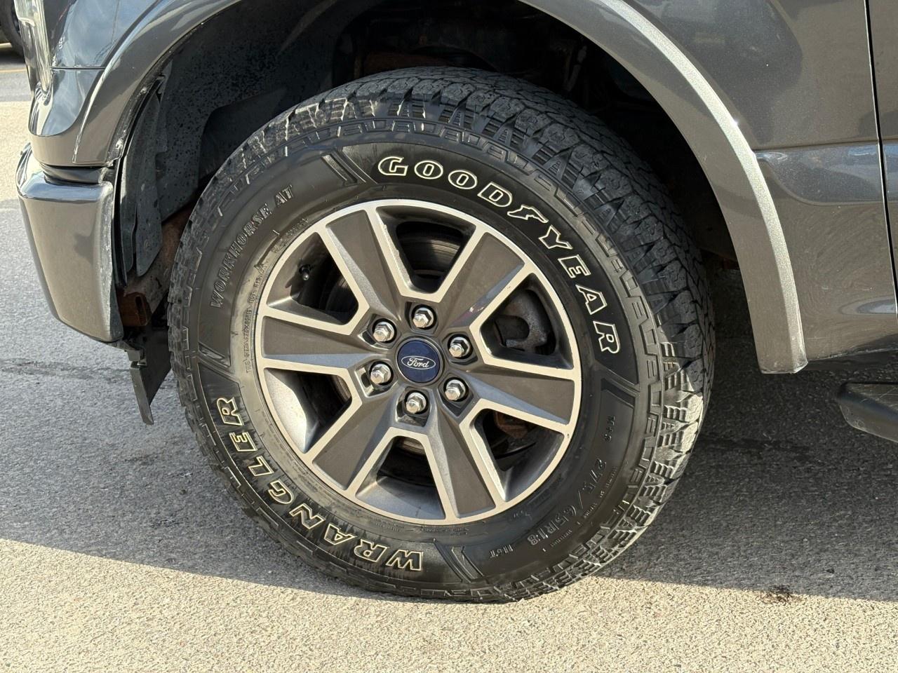 2017 Ford F-150 XLT 4WD SuperCab 6.5' Box Photo