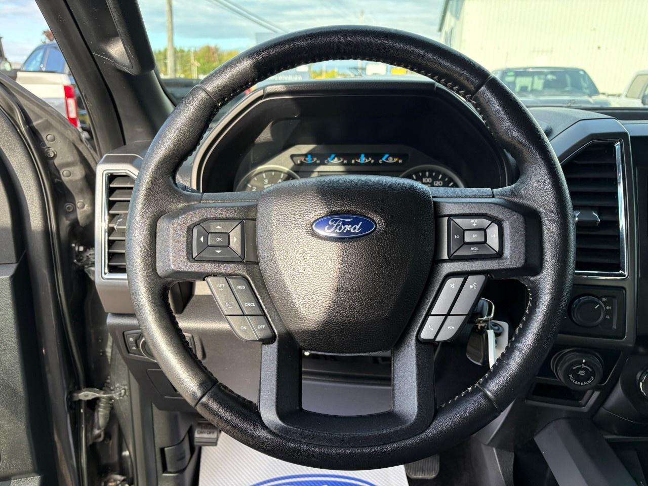 2017 Ford F-150 XLT 4WD SuperCab 6.5' Box Photo