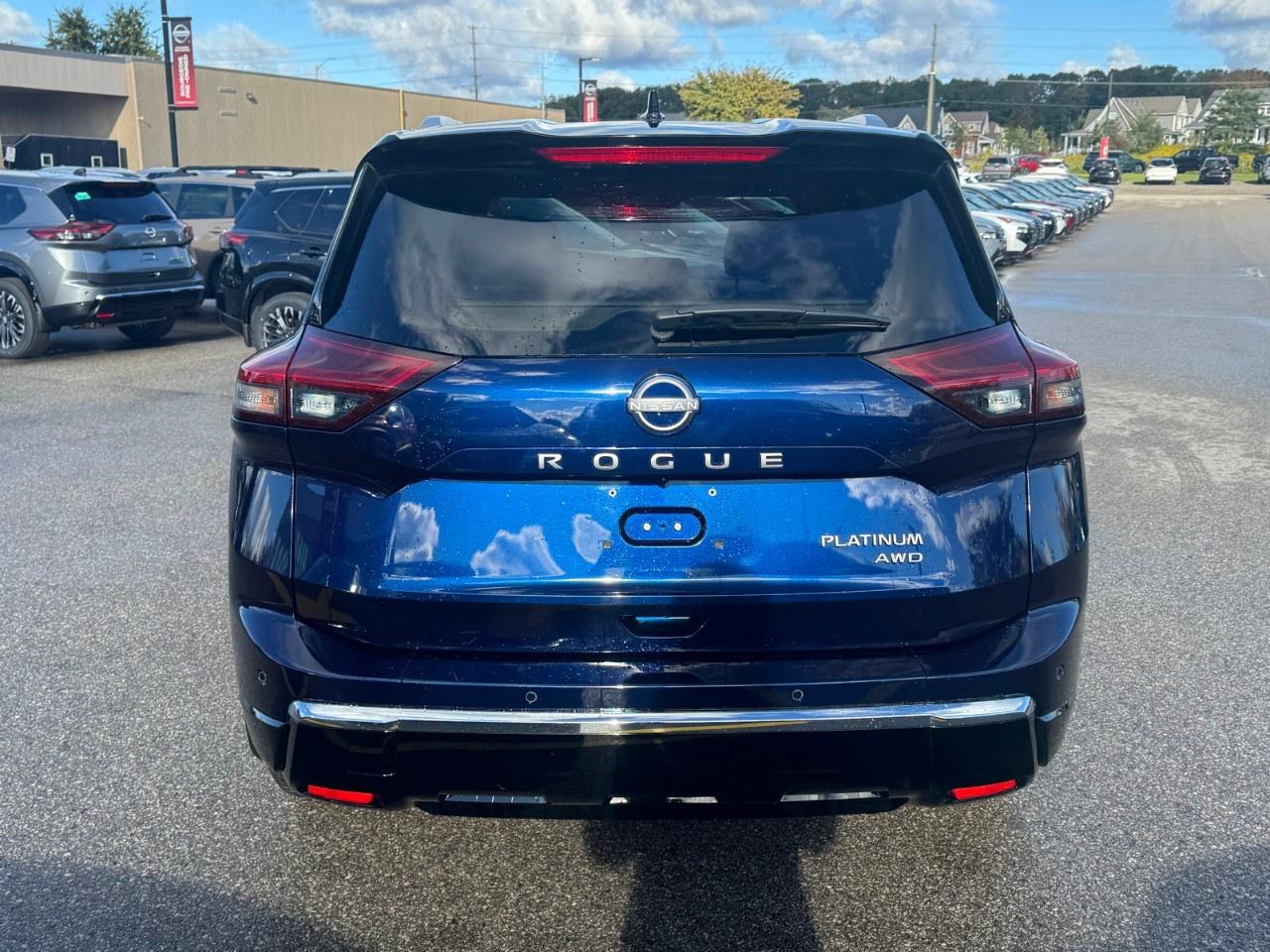 2024 Nissan Rogue AWD Platinum Photo