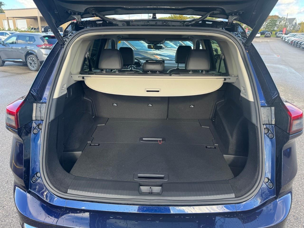 2024 Nissan Rogue AWD Platinum Photo