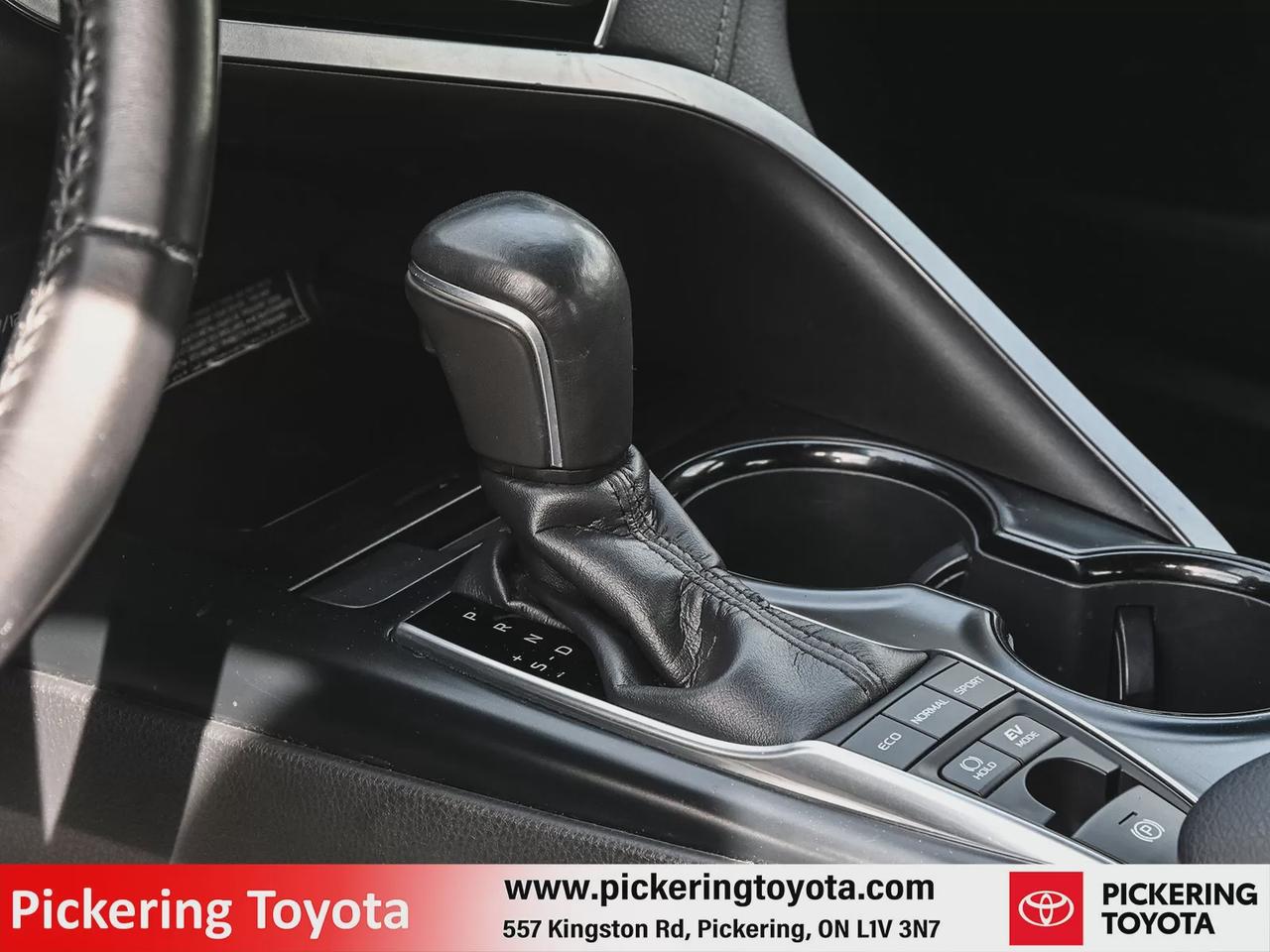 2018 Toyota Camry SE Photo