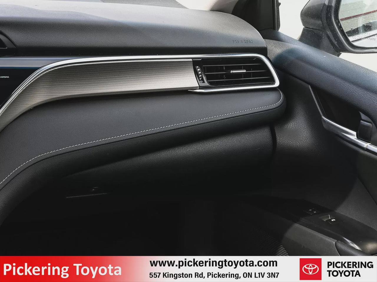 2018 Toyota Camry SE Photo
