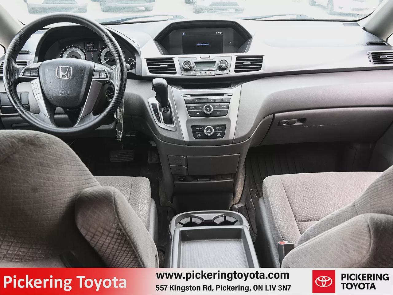 2015 Honda Odyssey SE Photo