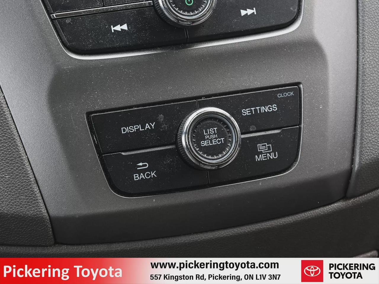 2015 Honda Odyssey SE Photo