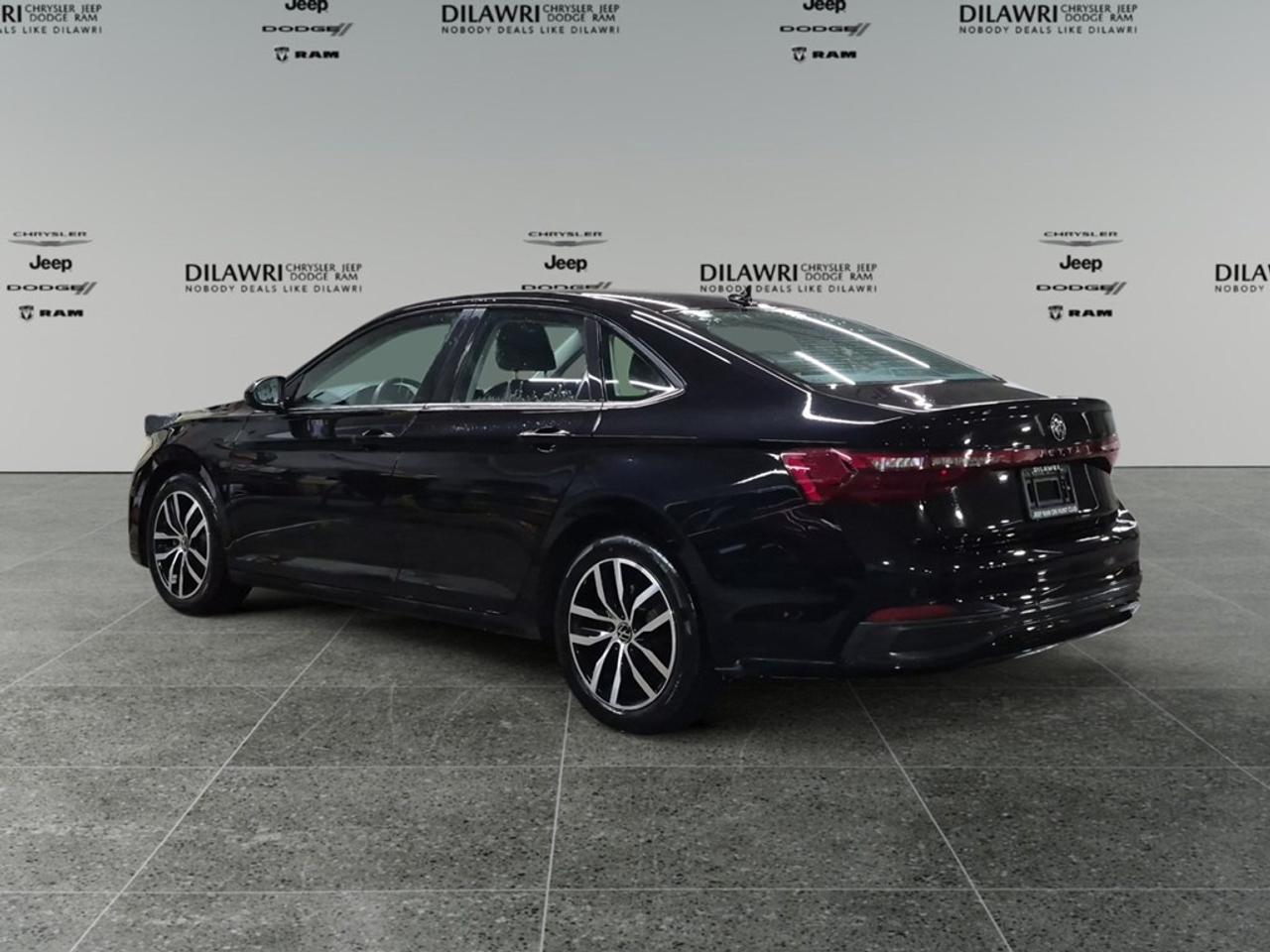 2026 Volkswagen Jetta Comfortline AUTO Photo2