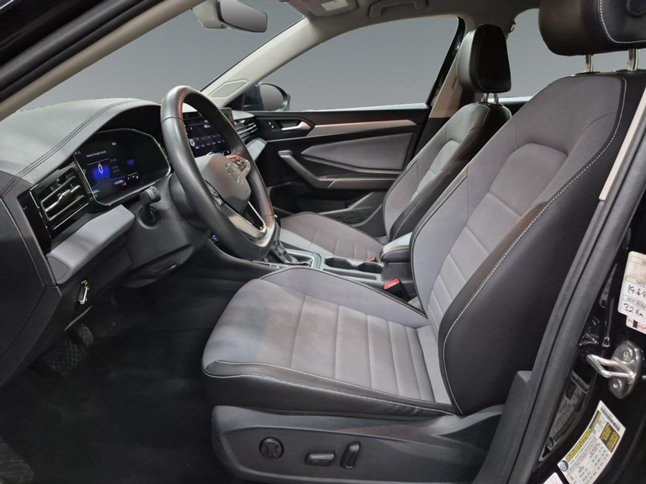 2026 Volkswagen Jetta Comfortline AUTO Photo