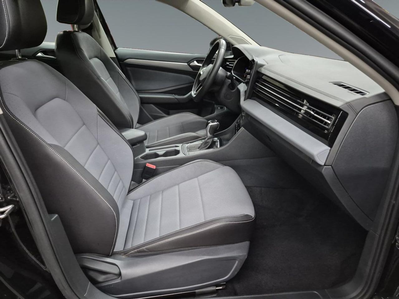 2026 Volkswagen Jetta Comfortline AUTO Photo