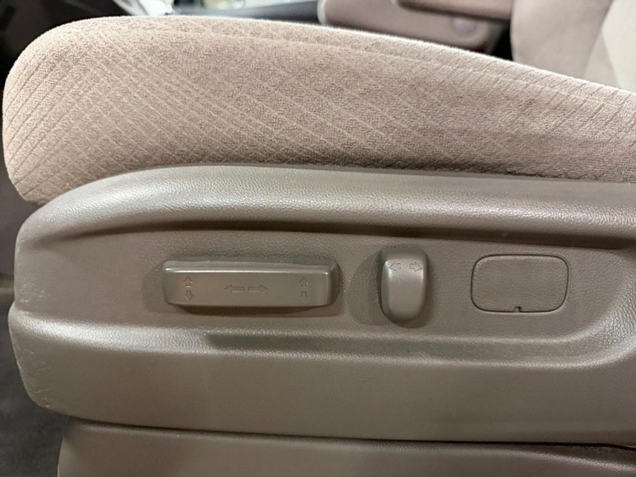 2017 Honda Odyssey 4dr Wgn LX Photo