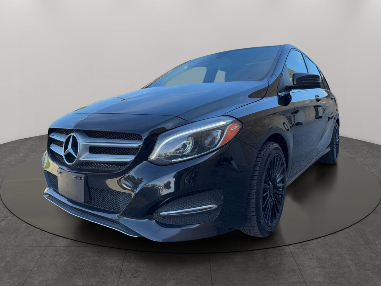 2018 Mercedes-Benz B-Class B 250 Photo