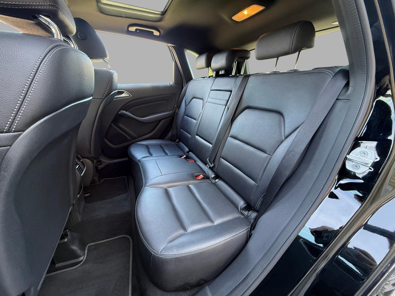 2018 Mercedes-Benz B-Class B 250 Photo