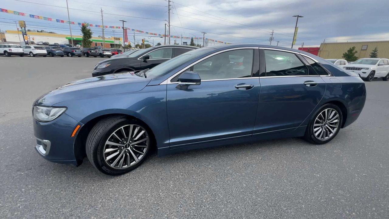 2018 Lincoln MKZ Select AWD, HEATED FRONT SEATS/ STEERING WHEEL, NAV, CRUISE CONTROL, BACK UP CAM!! Photo
