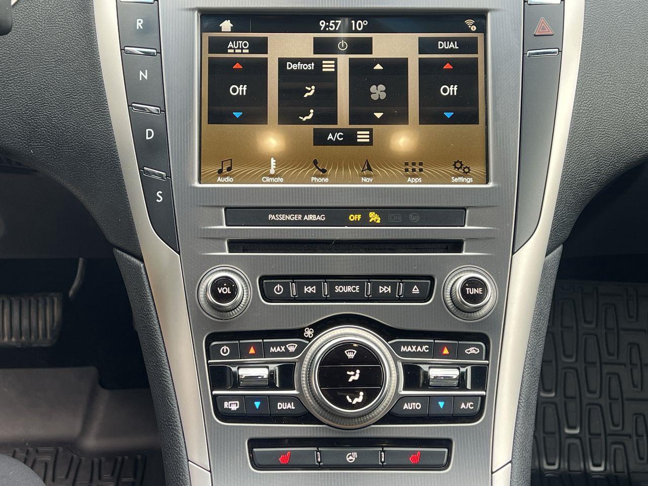 2018 Lincoln MKZ Select AWD, HEATED FRONT SEATS/ STEERING WHEEL, NAV, CRUISE CONTROL, BACK UP CAM!! Photo