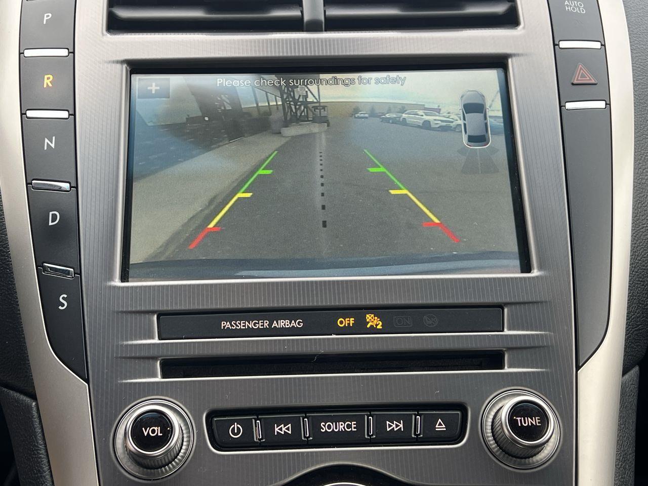 2018 Lincoln MKZ Select AWD, HEATED FRONT SEATS/ STEERING WHEEL, NAV, CRUISE CONTROL, BACK UP CAM!! Photo