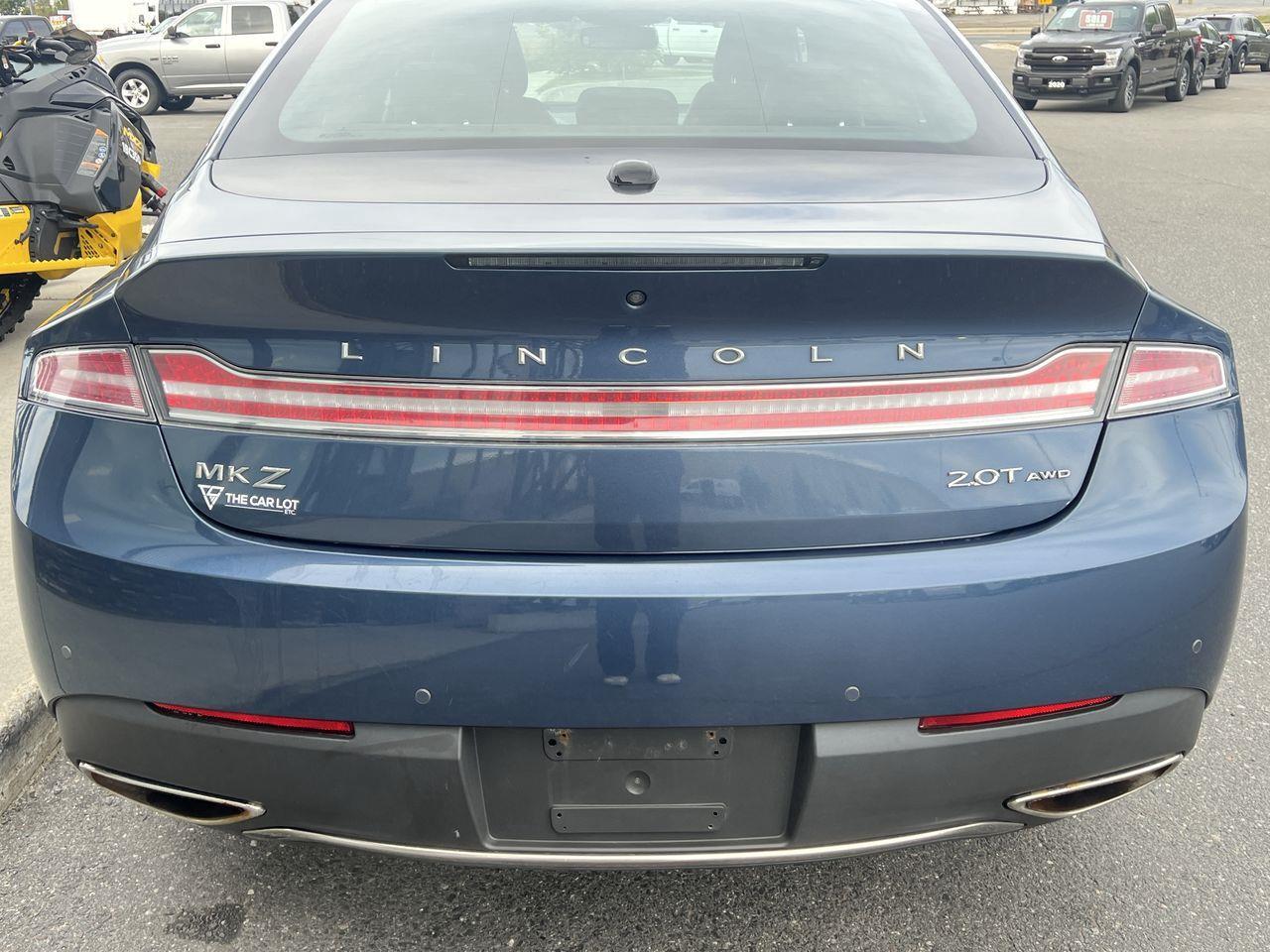 2018 Lincoln MKZ Select AWD, HEATED FRONT SEATS/ STEERING WHEEL, NAV, CRUISE CONTROL, BACK UP CAM!! Photo