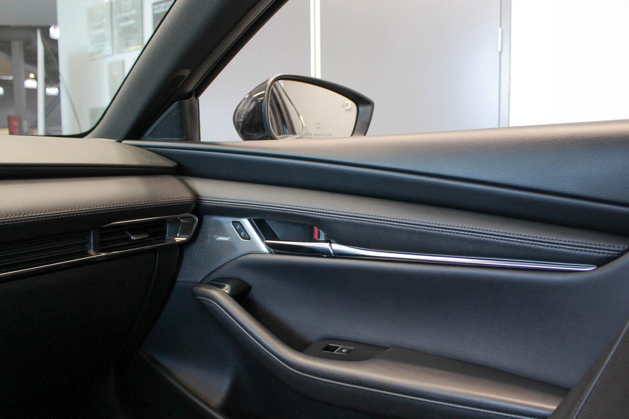 2024 Mazda MAZDA3 GT MAZDA CERTIFIED PRE-OWNED - HEATED FRONT SEATS/STEERING WHEEL - LEATHER SEATS - BOSE AUDIO Photo