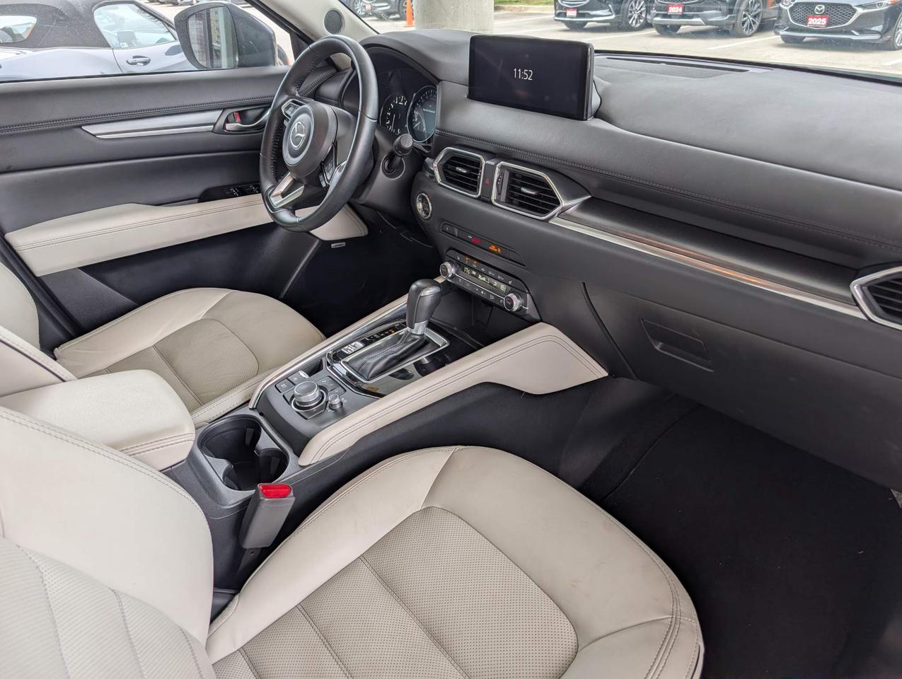 2025 Mazda CX-5 GT Photo