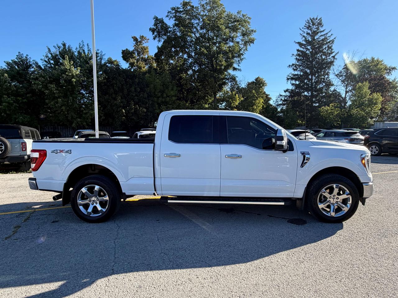 2023 Ford F-150 Lariat 4WD SuperCrew 6.5' Box w/ Tow Mirrors Photo4