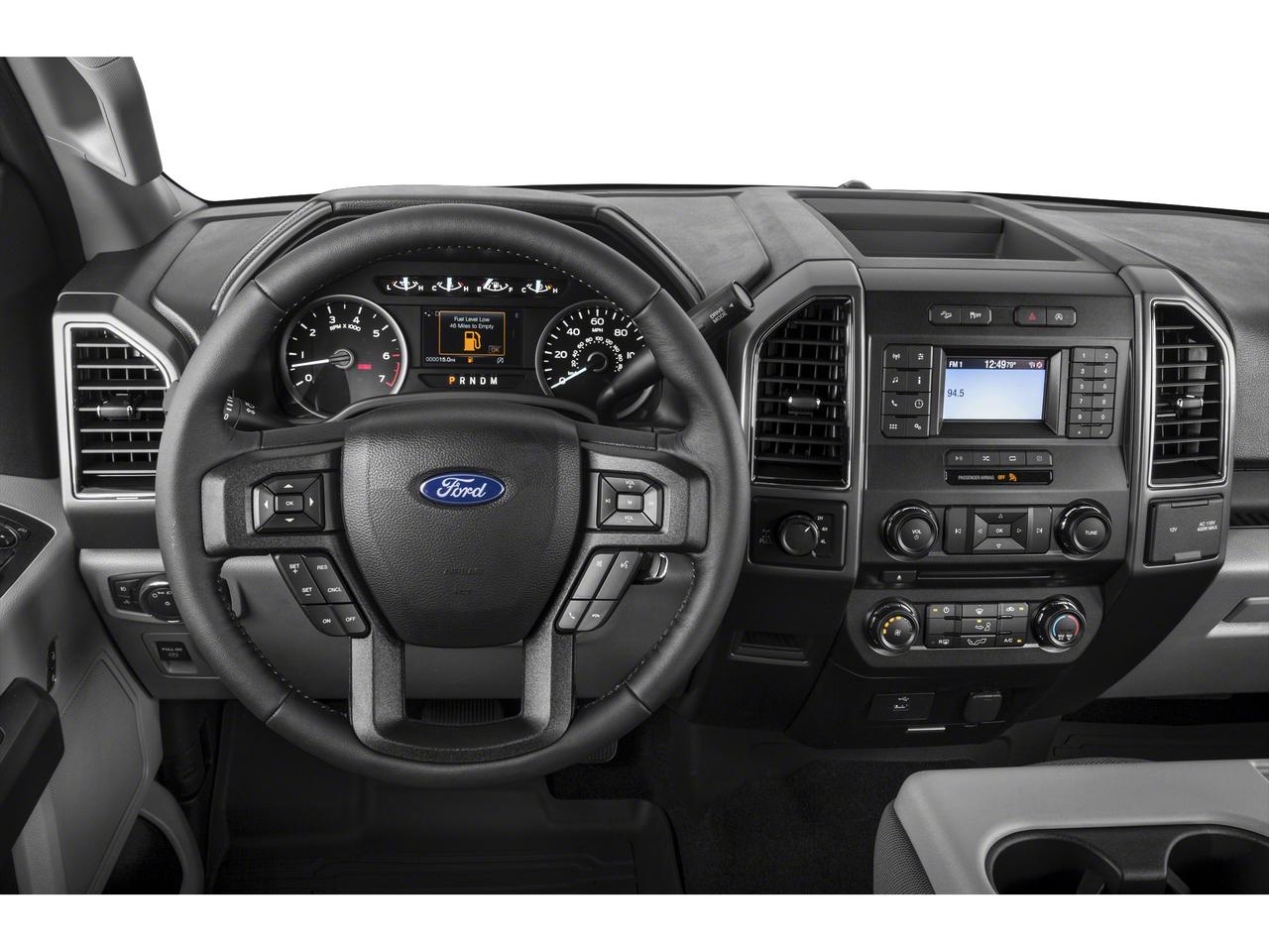 2018 Ford F-150 XLT 4WD SuperCrew 5.5' Box Photo3