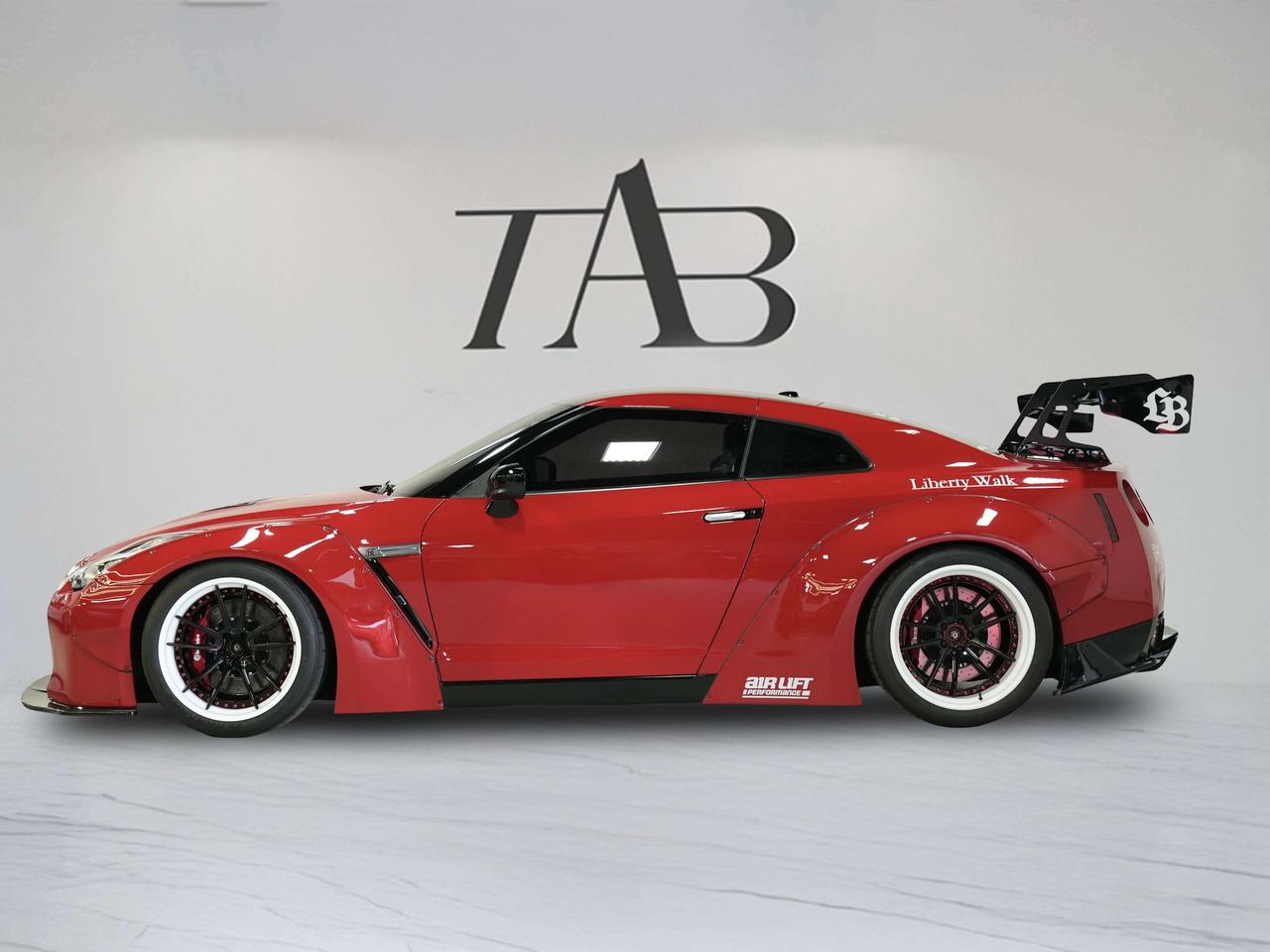 2011 Nissan GT-R LIBERTY WALK KIT | AIR SUSPENSION | LOW KMS Photo