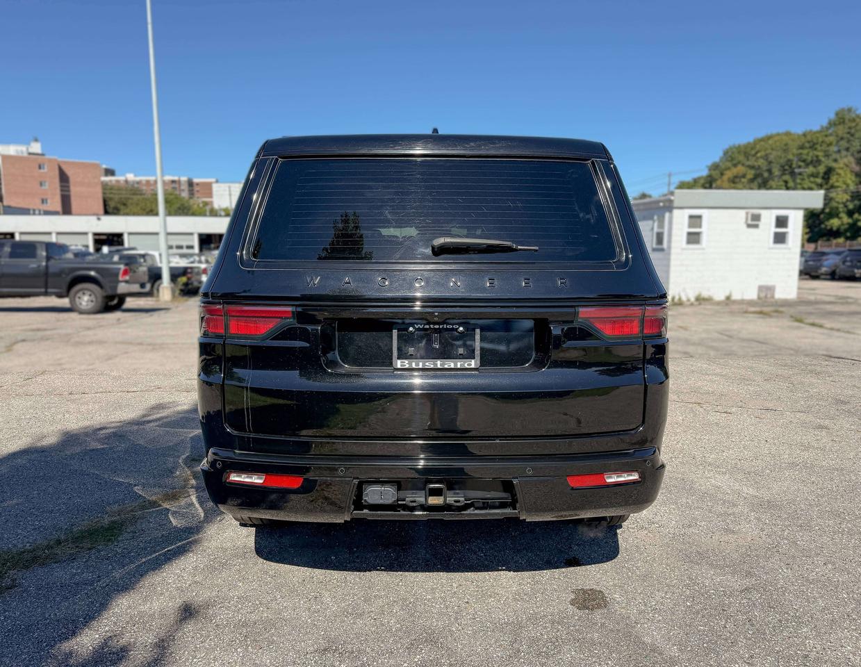 2024 Jeep Wagoneer Series II Carbide | NAVIGATION | REMOTE START | Photo