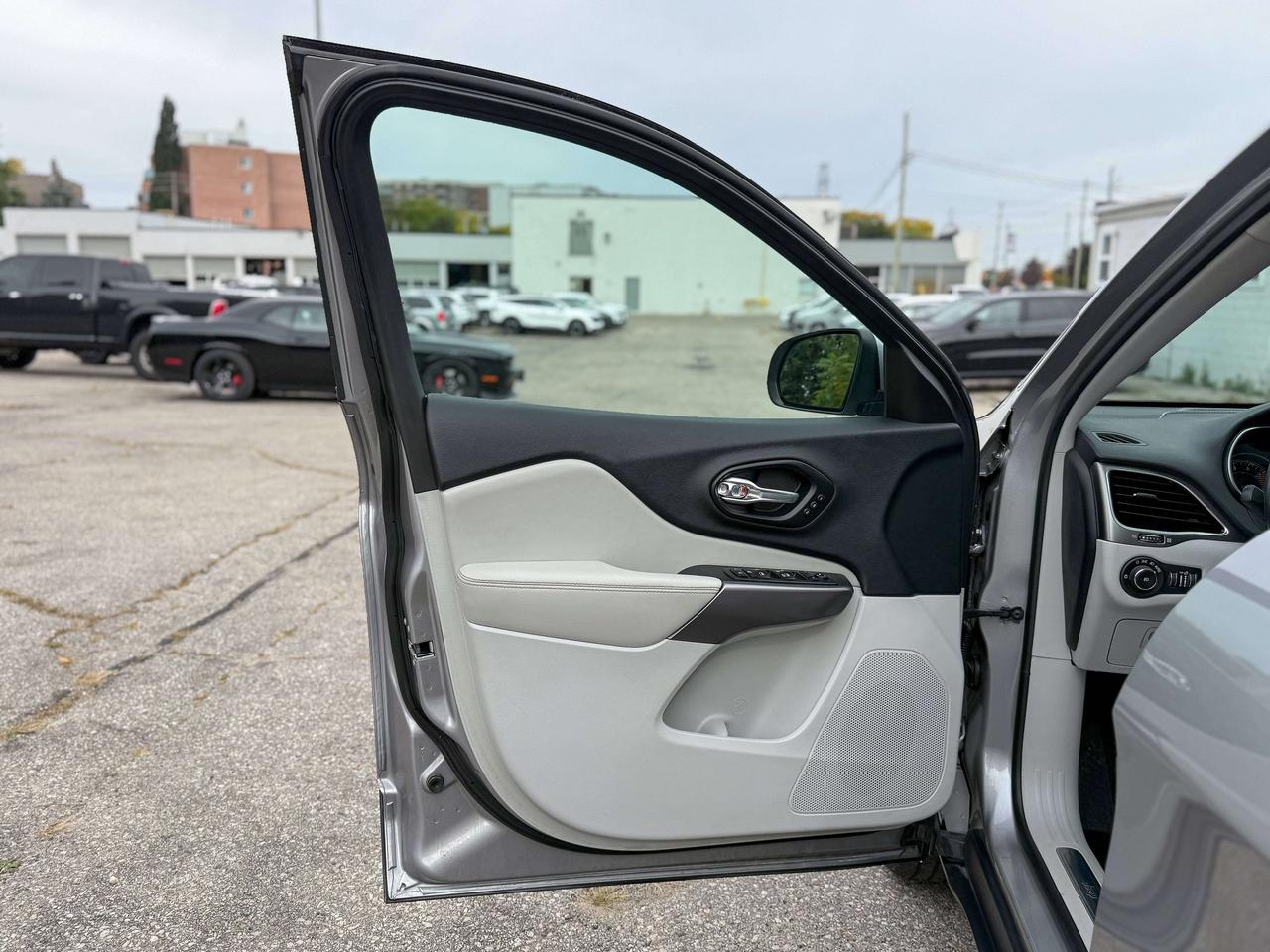 2019 Jeep Cherokee Limited | BACKUP CAMERA | REMOTE START | Photo