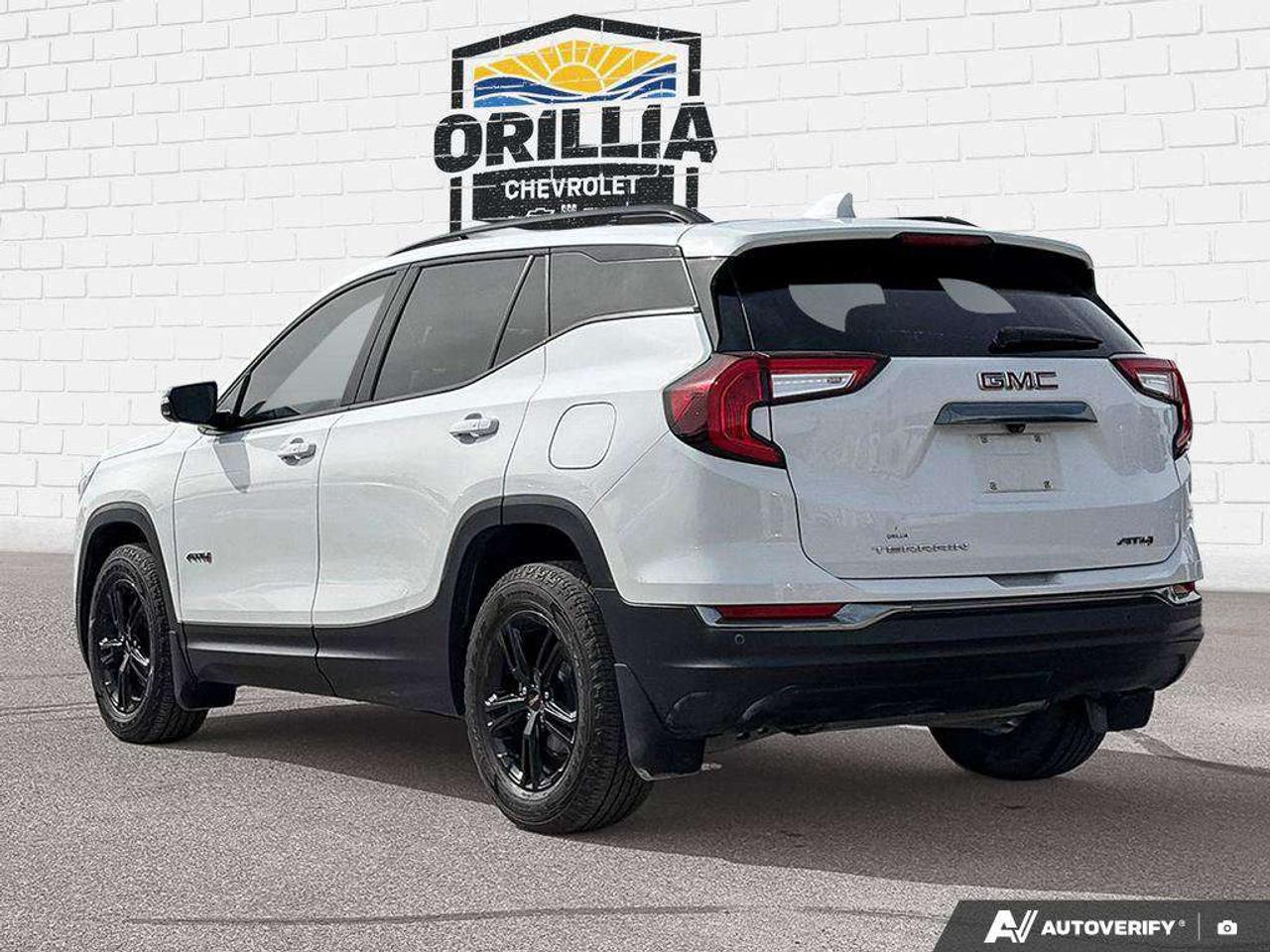 2024 GMC Terrain AT4 | Power Liftgate | Nav System Photo