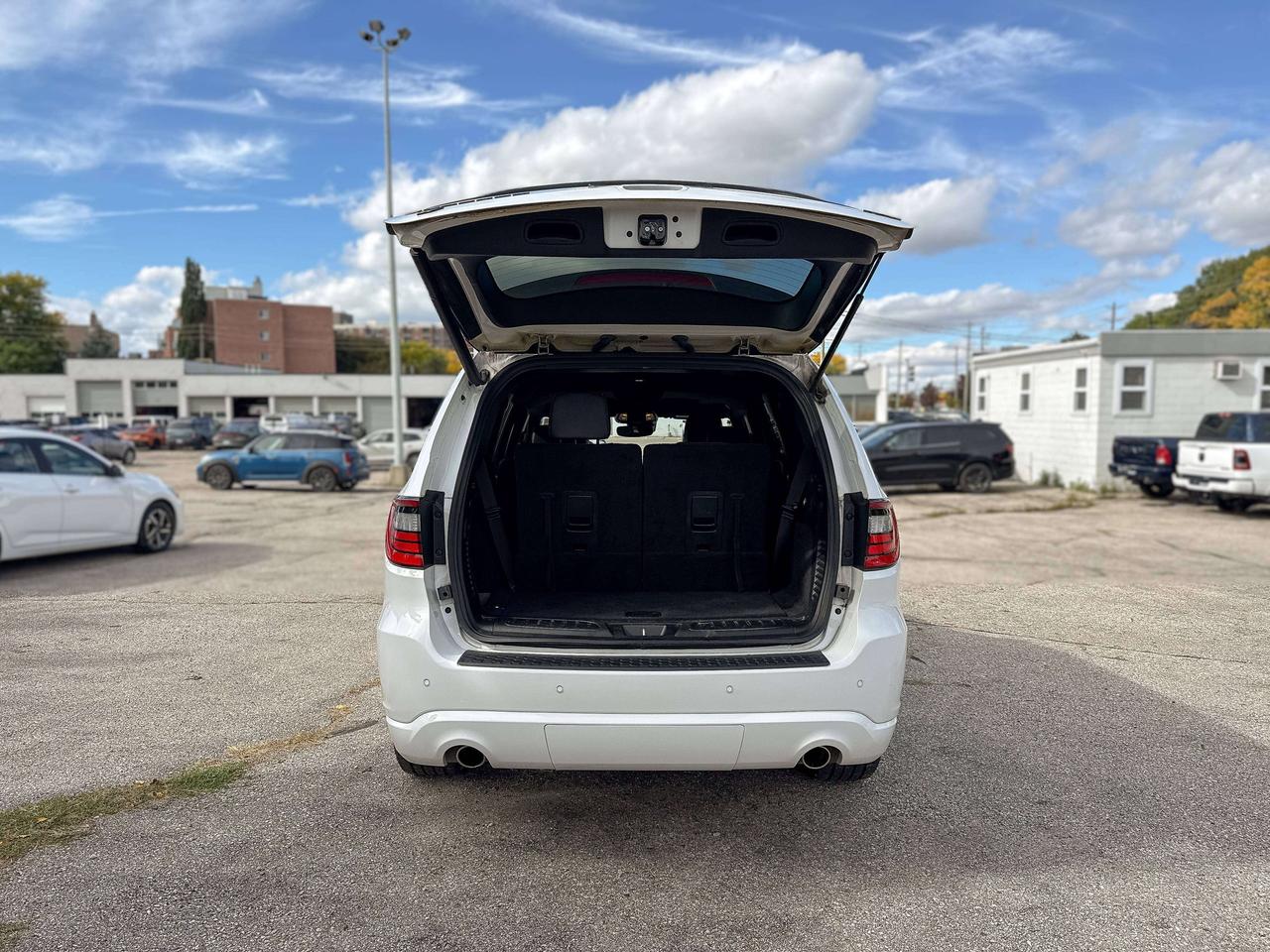2022 Dodge Durango R/T | HEMI ORANGE PLUS PACKAGE | SUNROOF | Photo