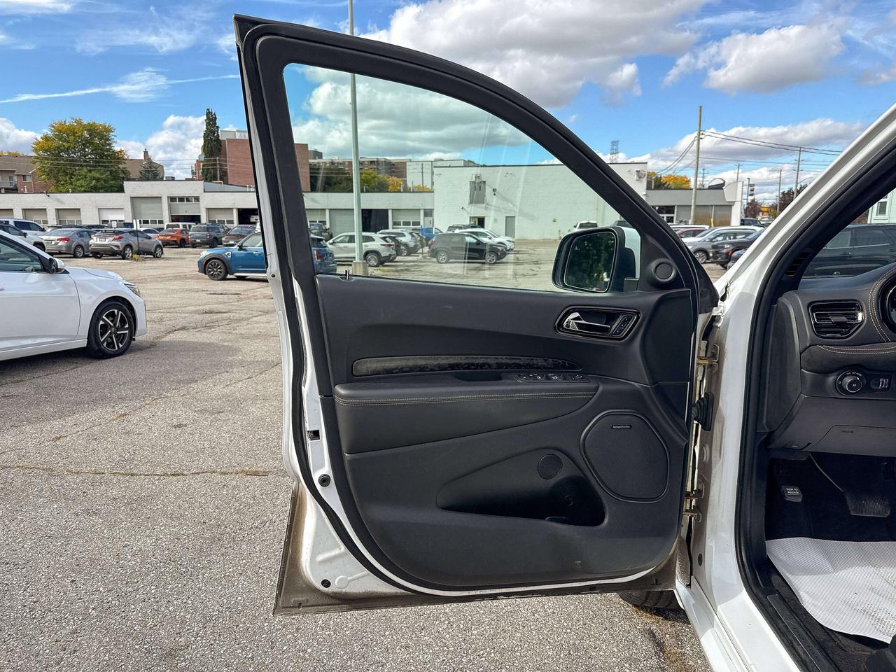 2022 Dodge Durango R/T | HEMI ORANGE PLUS PACKAGE | SUNROOF | Photo