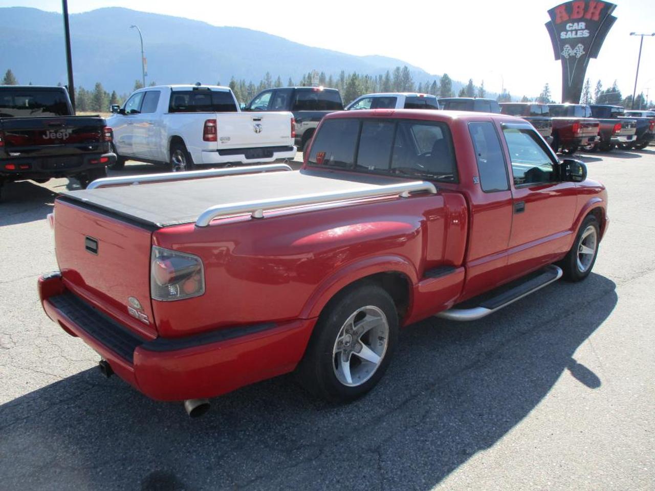 2003 GMC Sonoma SLS Ext. Cab 2WD Photo