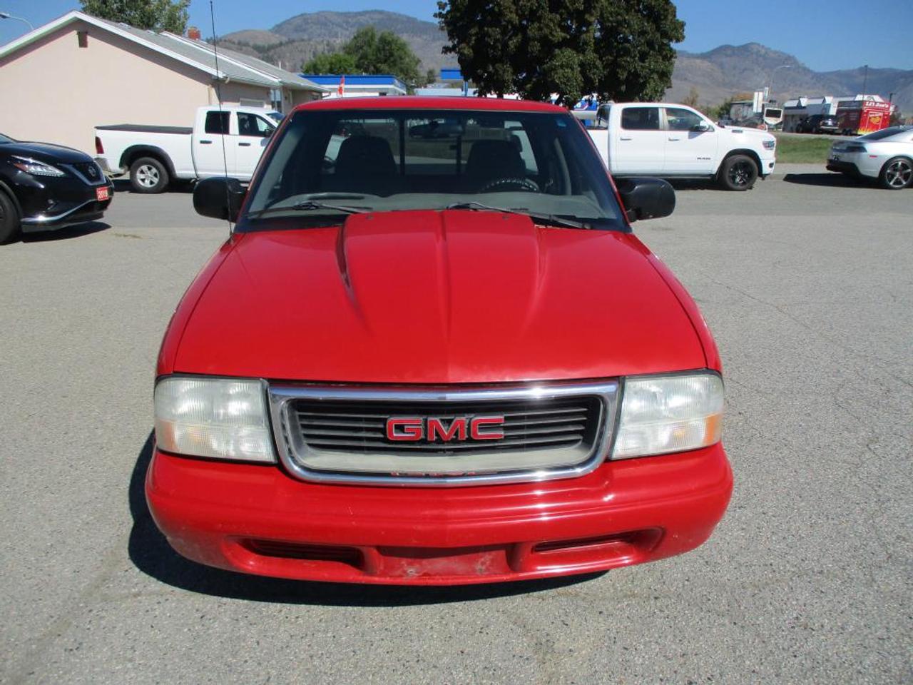 2003 GMC Sonoma SLS Ext. Cab 2WD - Photo #2