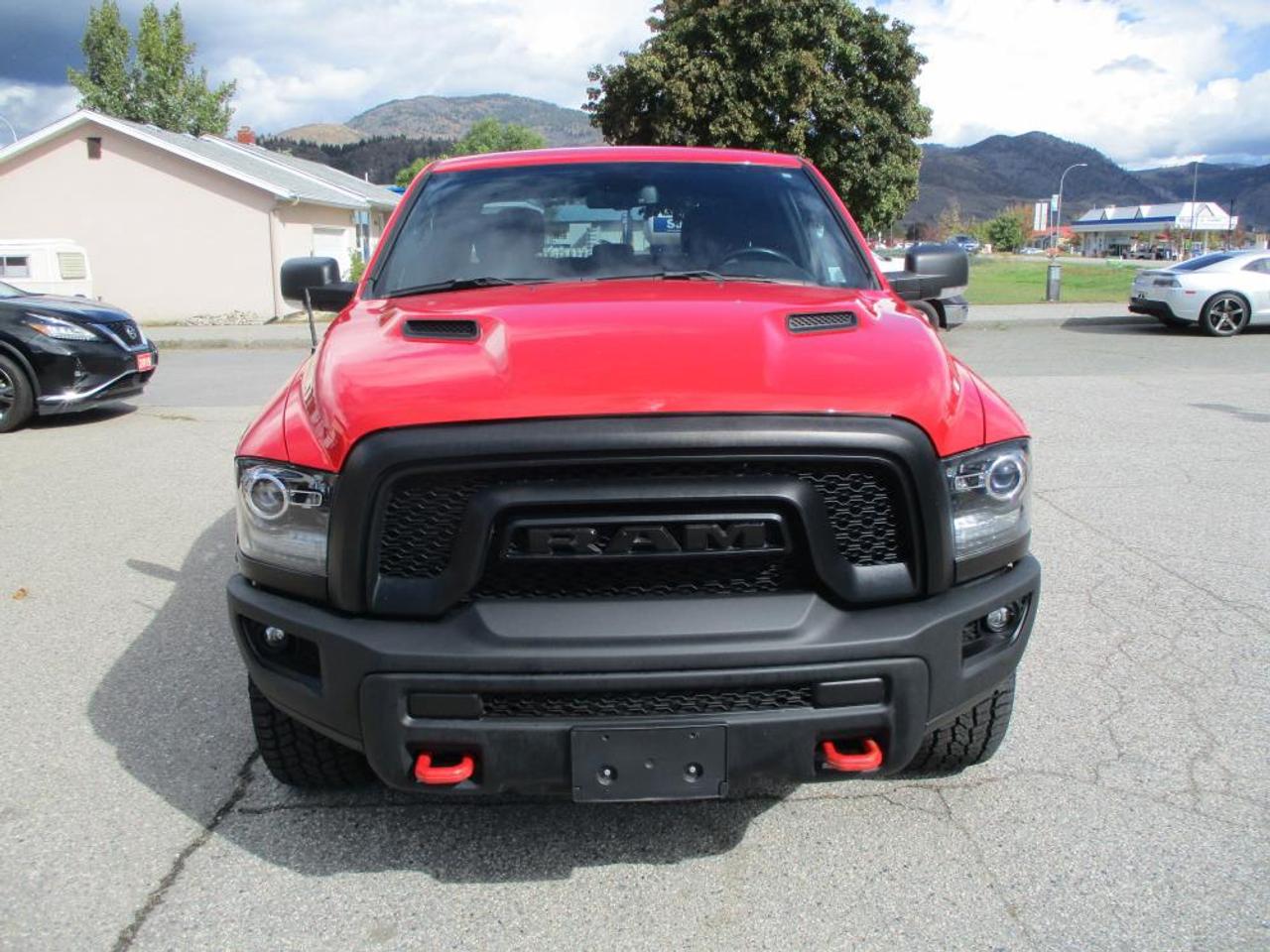 2022 RAM 1500 Classic WARLOCK CREW 4X4 Photo