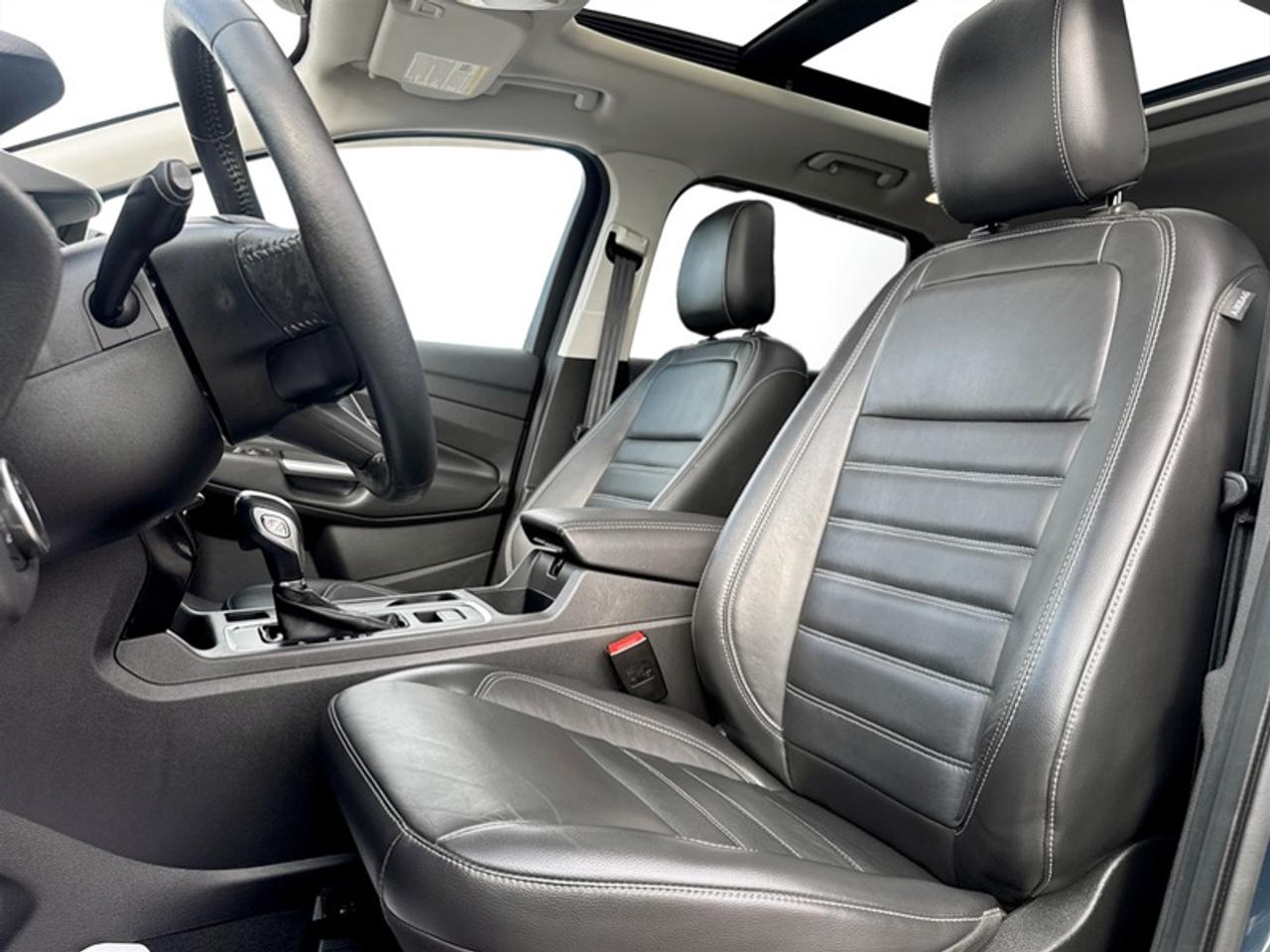 2019 Ford Escape Titanium Safe/Smart + Roof Pkg  *CLEAN CARFAX* Photo
