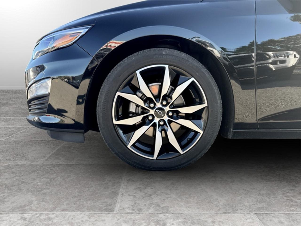 2022 Chevrolet Malibu RS Photo