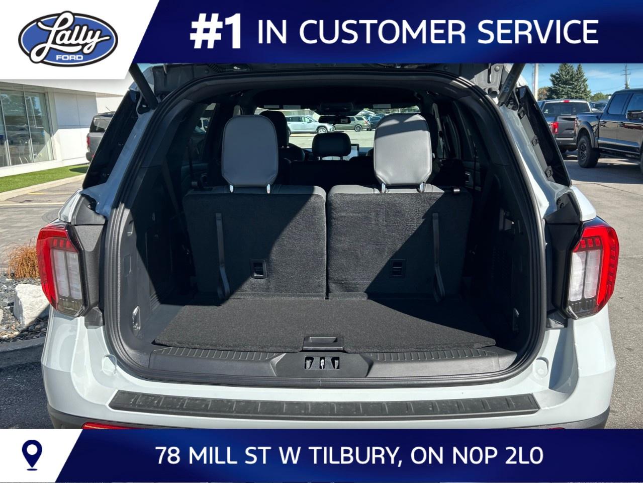 2027 Ford Explorer Active w/200A Pkg 4WD Photo4