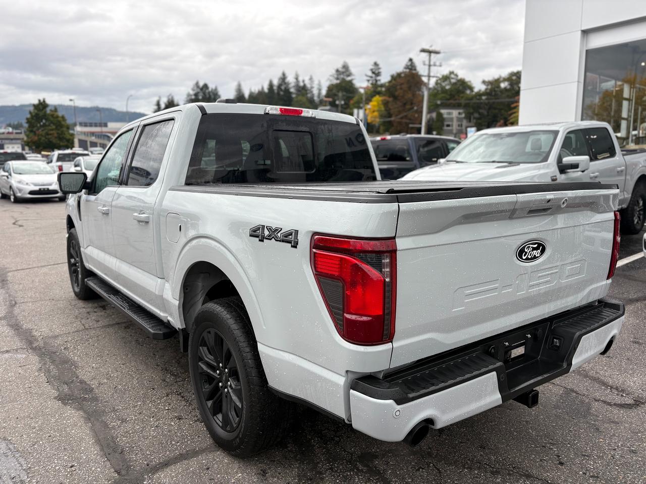 2024 Ford F-150 XLT Photo2
