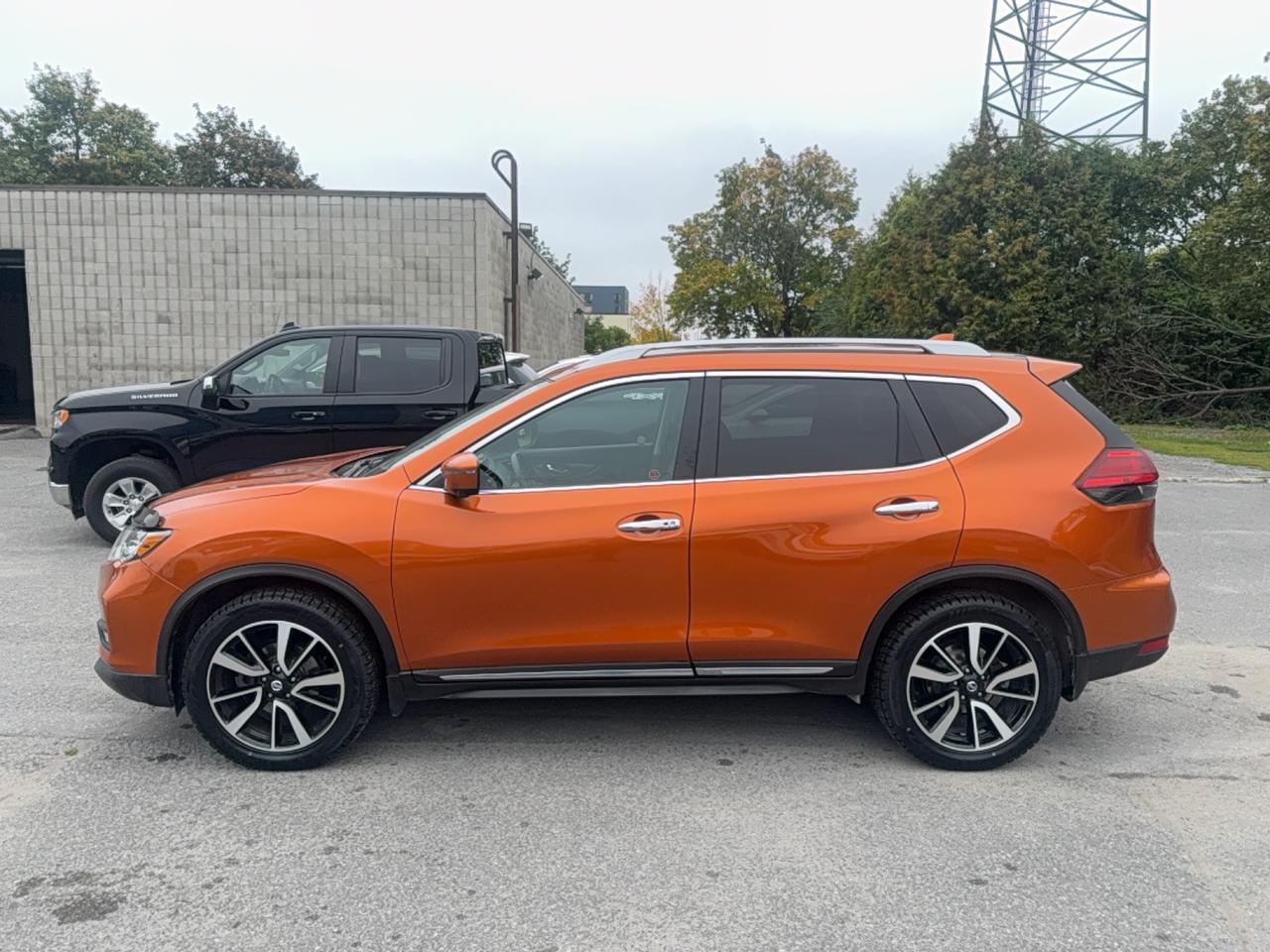2017 Nissan Rogue SL Platinum