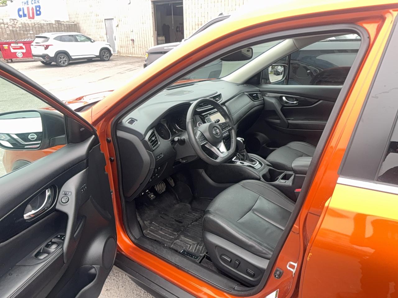 2017 Nissan Rogue SL Platinum