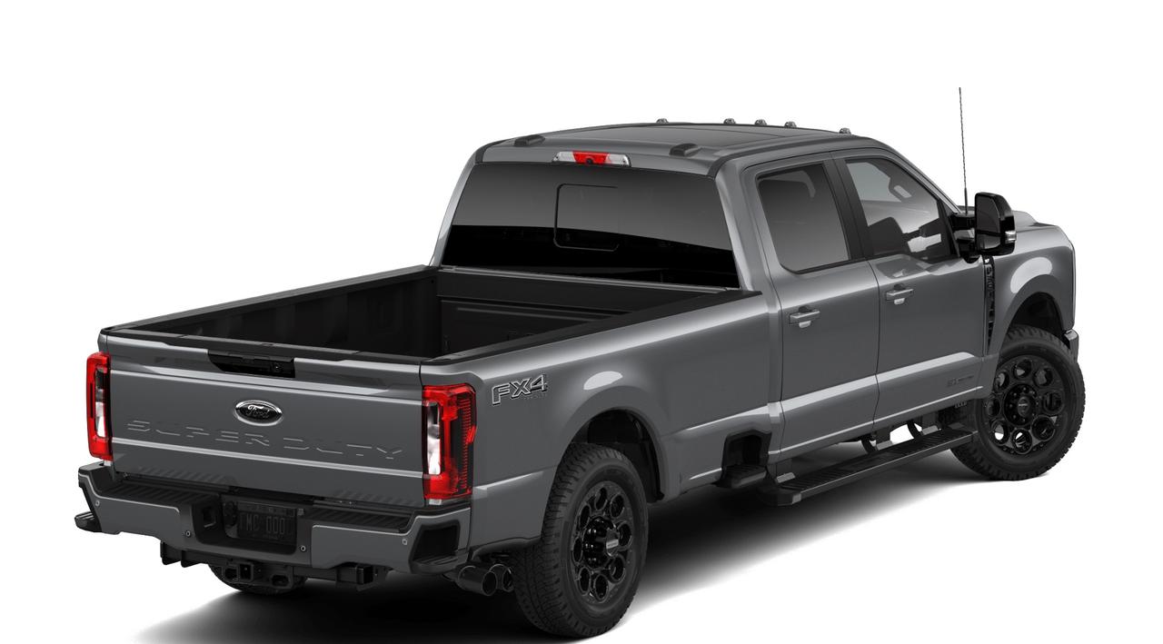 2026 Ford F-350 Super Duty SRW XLT Photo2