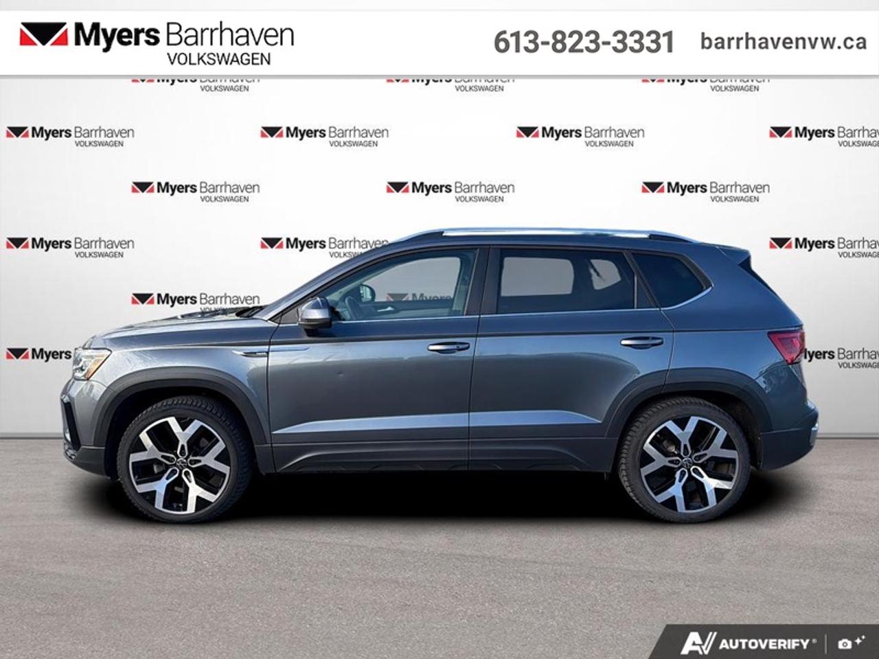 2022 Volkswagen Taos Highline 4MOTION  - Sunroof Photo5
