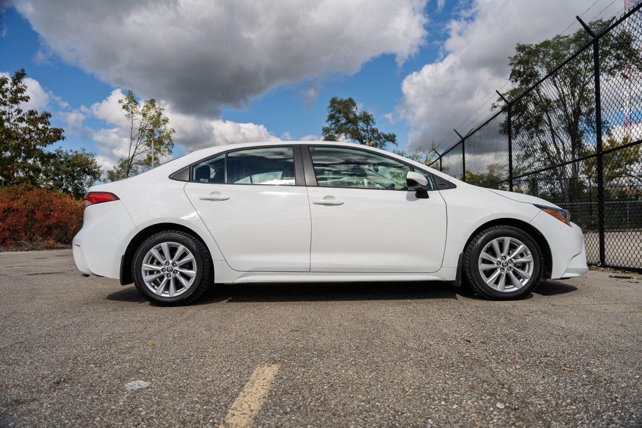 2025 Toyota Corolla LE UPGRADE Photo
