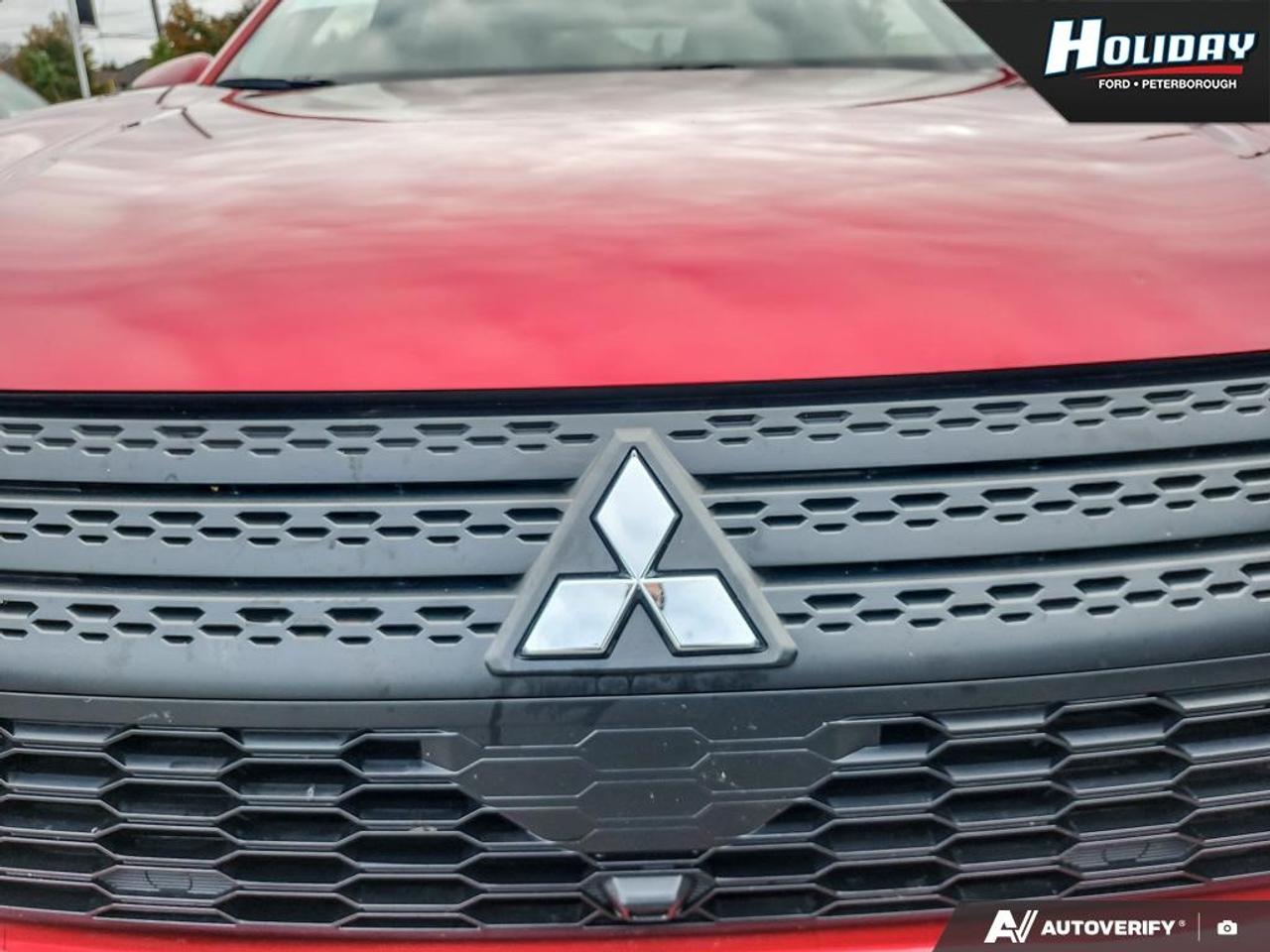 2022 Mitsubishi Eclipse Cross SE Photo