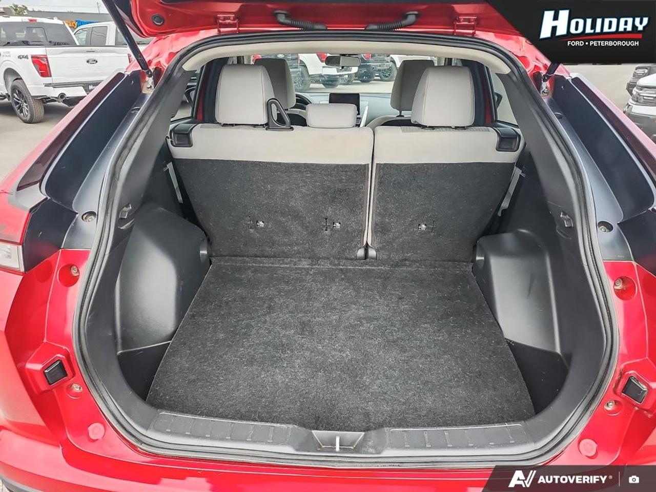 2022 Mitsubishi Eclipse Cross SE Photo